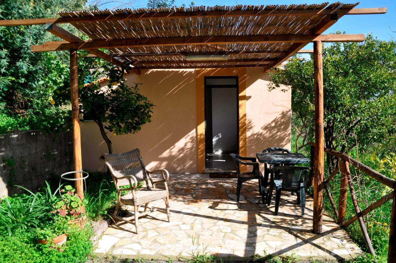 Villa Incanto B&B Каприоли Екстериор снимка