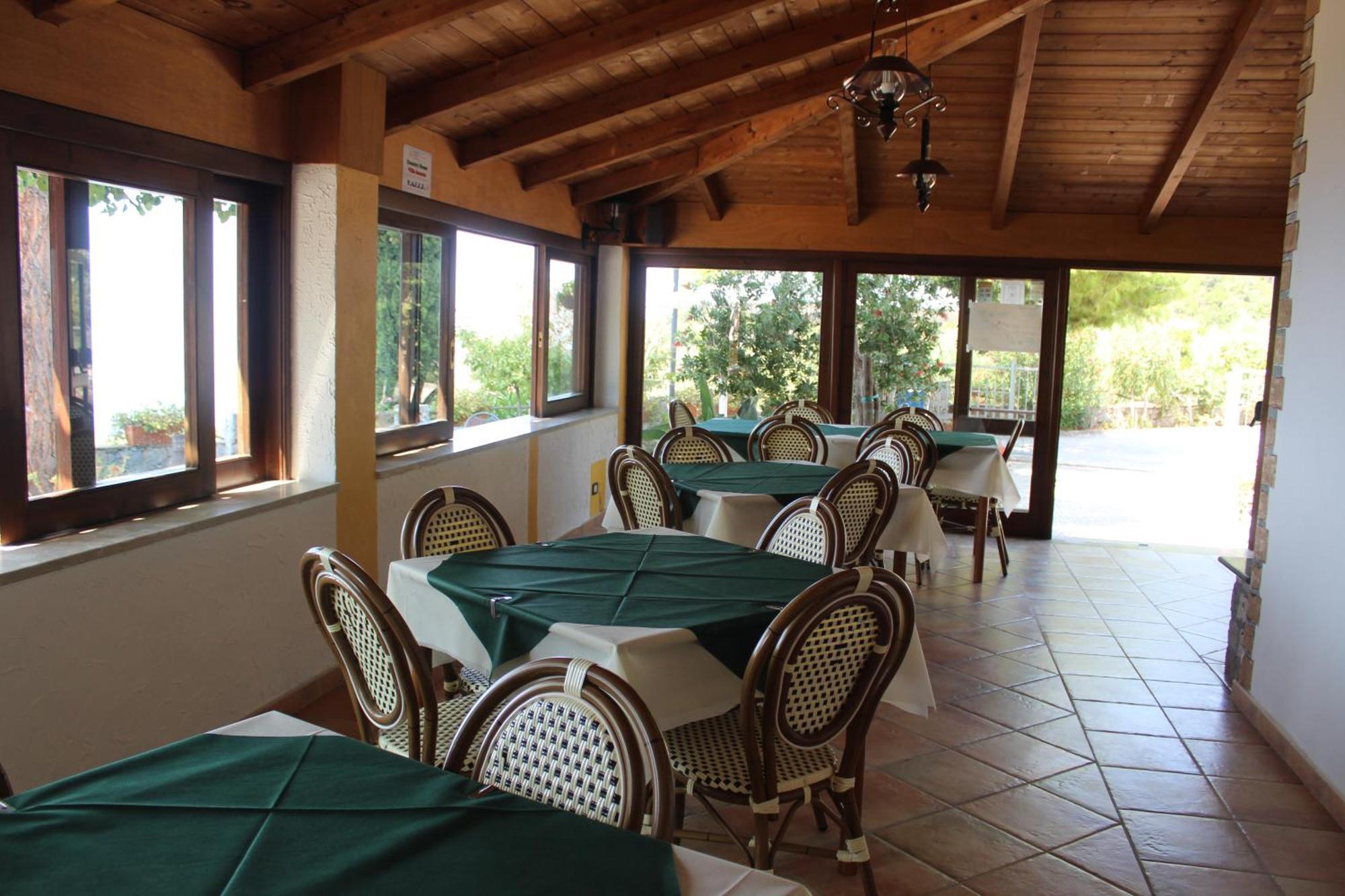 Villa Incanto B&B Каприоли Екстериор снимка